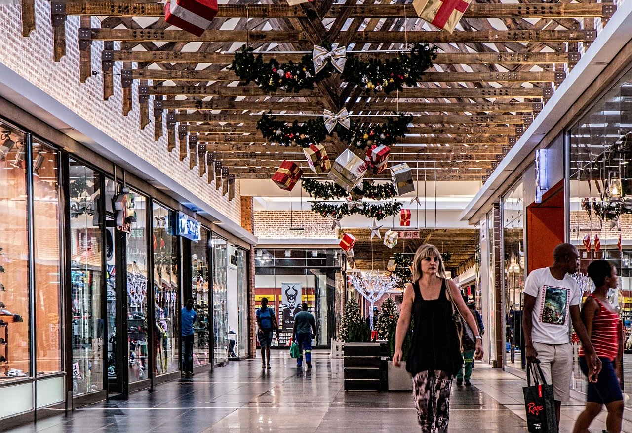 Les soldes d'hiver à Nantes dans la galerie de Saint-Herblain