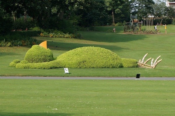 Le Jardin des plantes par Claude Ponti